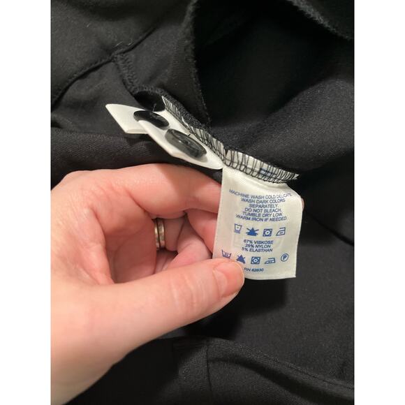 Lands End Womens Black Ankle Cropped Pants Size 24W - Picture 6 of 6